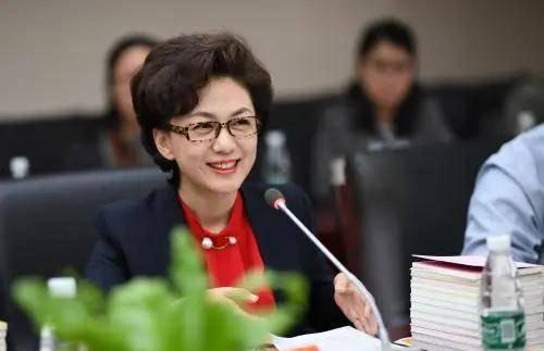 海霞吃瓜,揭秘娱乐圈背后的秘密与真相