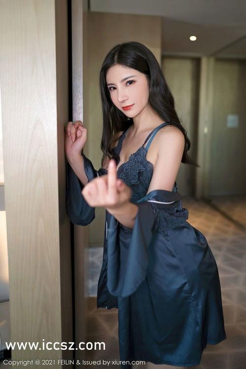 老师直播间吃瓜事件