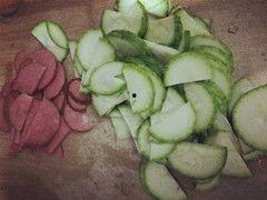 月子吃角瓜,角瓜助力产后恢复，营养美味两不误