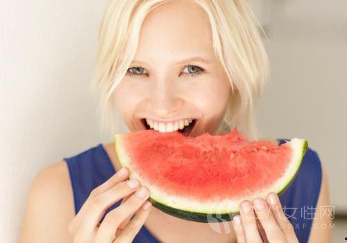 孕妇吃大瓜好处,孕妇的天然营养宝库