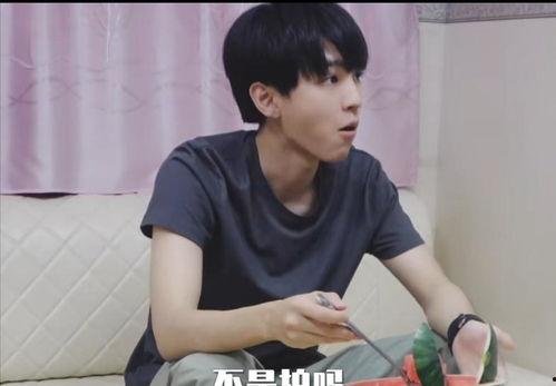 王俊凯微博吃瓜视频,揭秘娱乐圈幕后故事