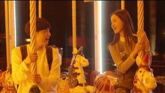 求婚现场吃瓜情侣视频播放,求婚现场甜蜜瞬间,吃瓜情侣视频曝光